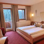 アパート Alpbacher Appartementhaus Johannes